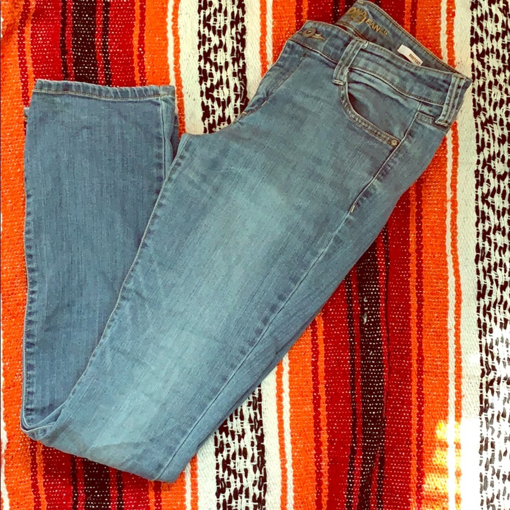 Arizona Jean co- Bootcut size 7average jeans